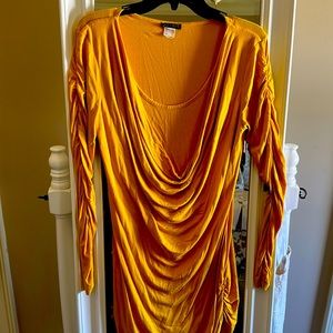 Venus blouse size medium